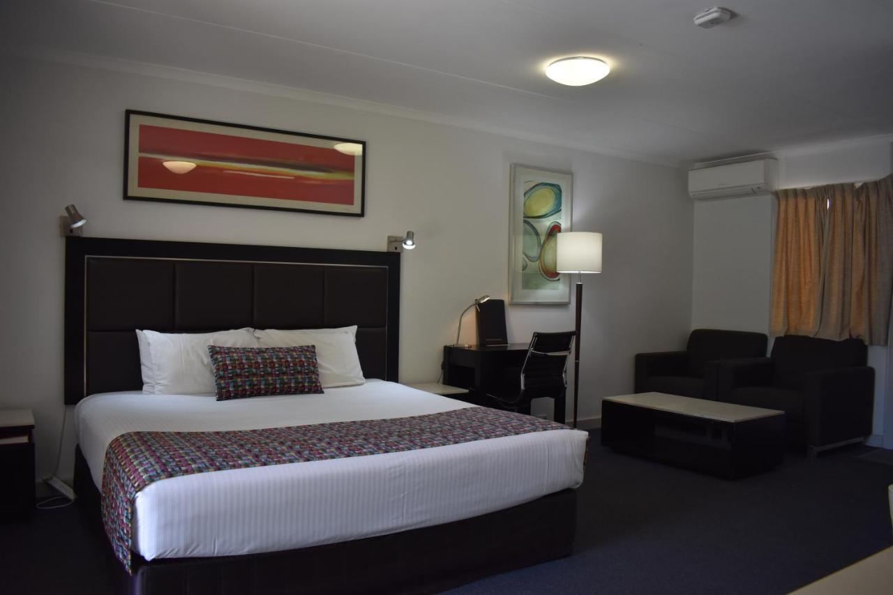 Roundhouse Motel Peterborough Eksteriør billede
