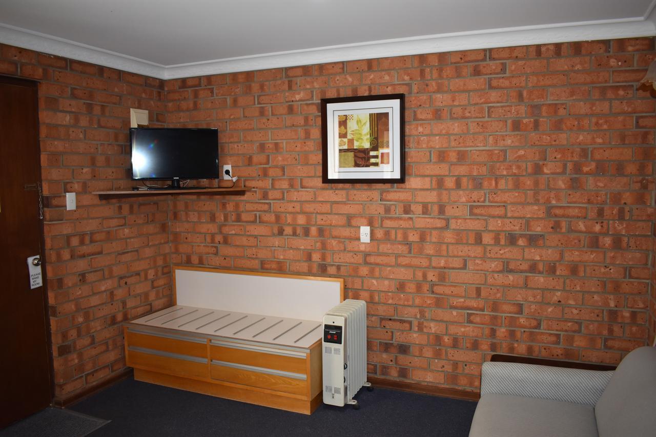 Roundhouse Motel Peterborough Eksteriør billede